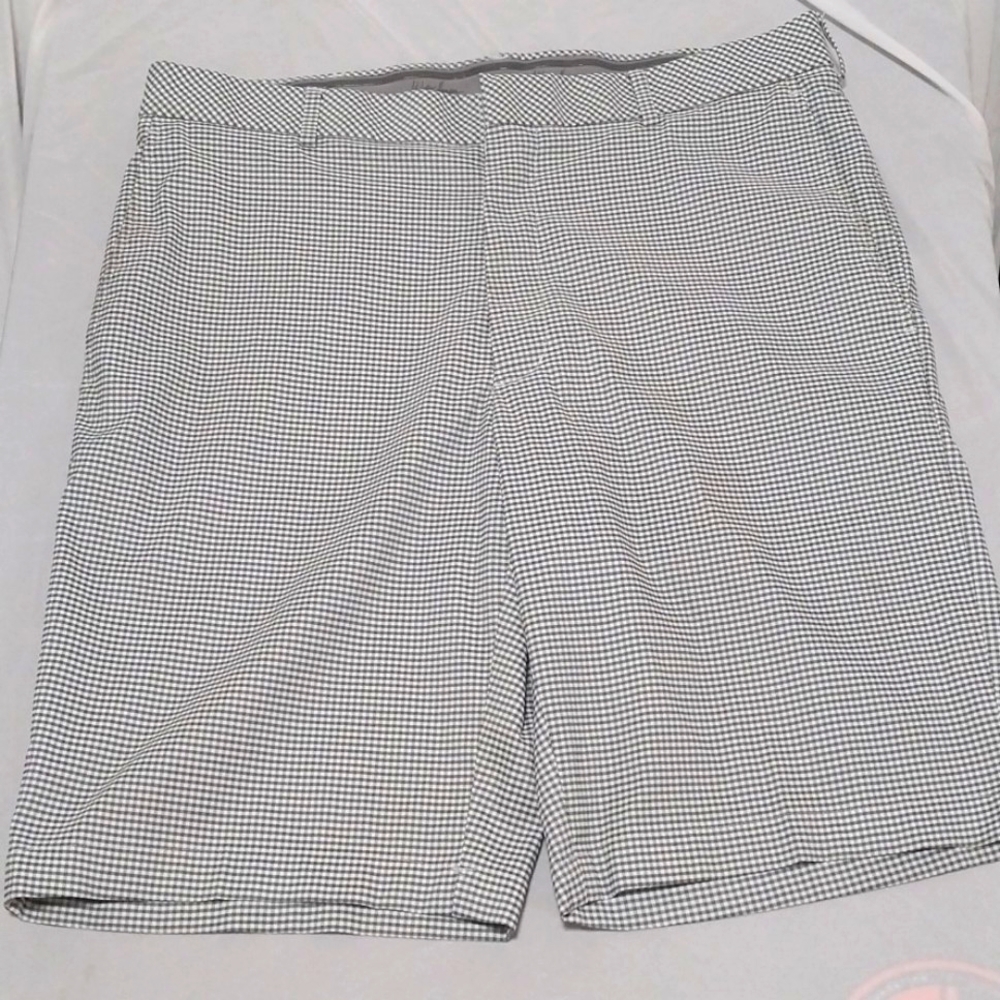 Walter Hagen Premium Golf Shorts Grey/White Checker Size 34